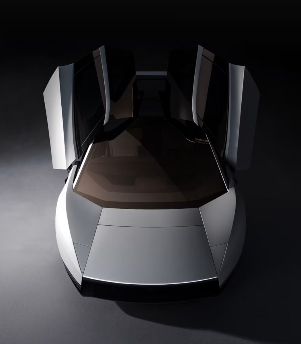 Tesla Roadster flying capabilities (photo 4 of 4)
