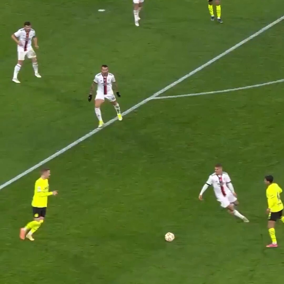 Borussia Dortmund apology Borussia Dortmund apology