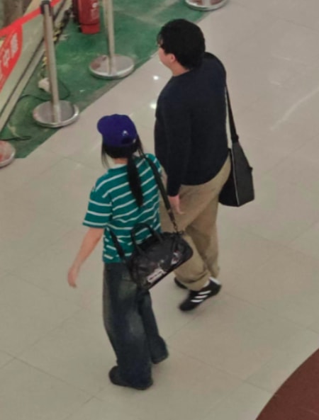 Bang Sihyuk and Min Heejin Halloween costumes (photo 2 of 2)