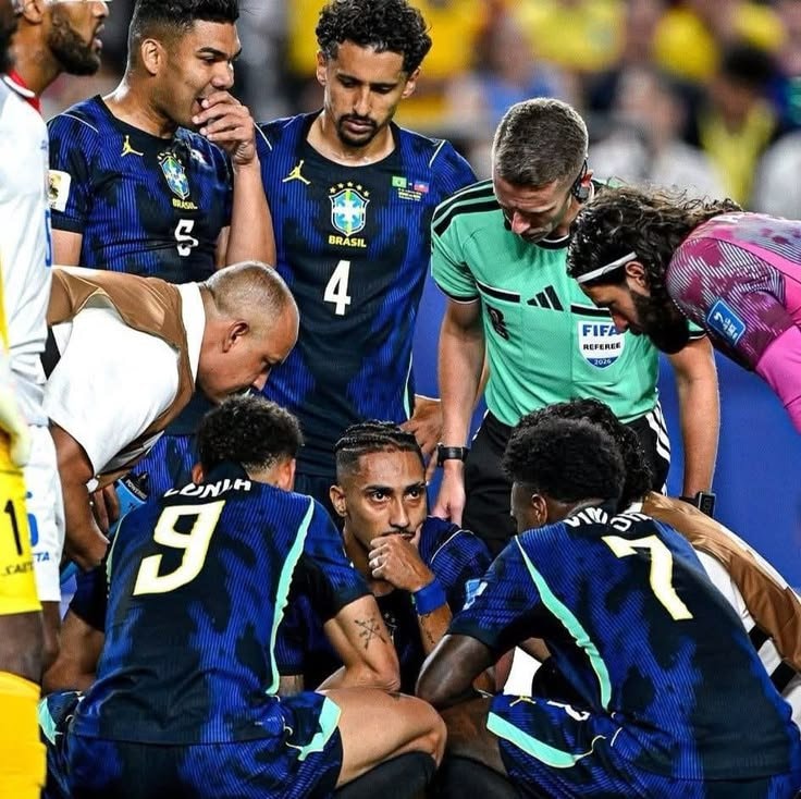 Spain injury scare Rodri Pedri (photo 2 of 2) Spain injury scare Rodri Pedri (photo 2 of 2)