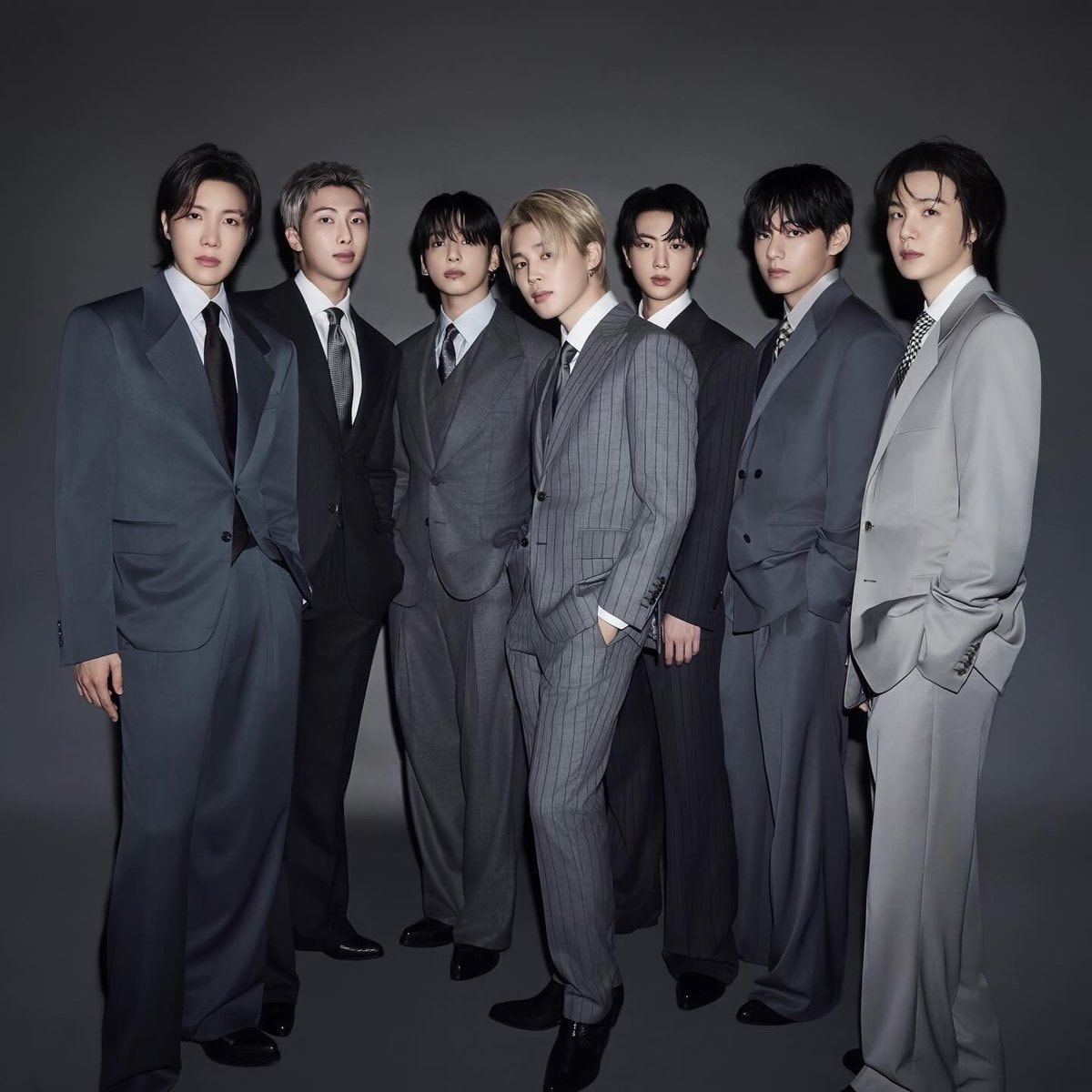 BTS "ARIRANG" US iTunes Chart Reentry
