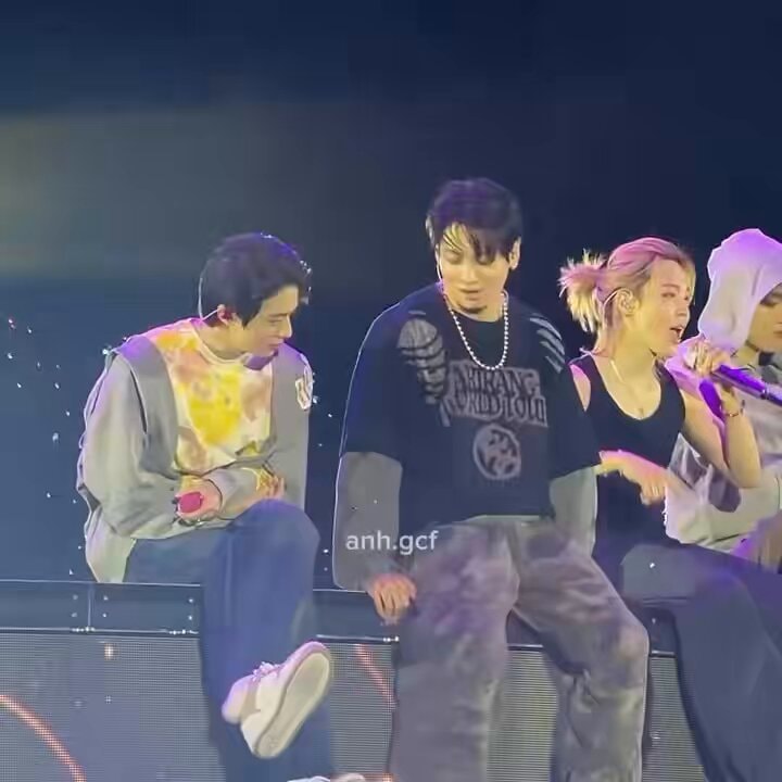 anh.gcf concert stage moment