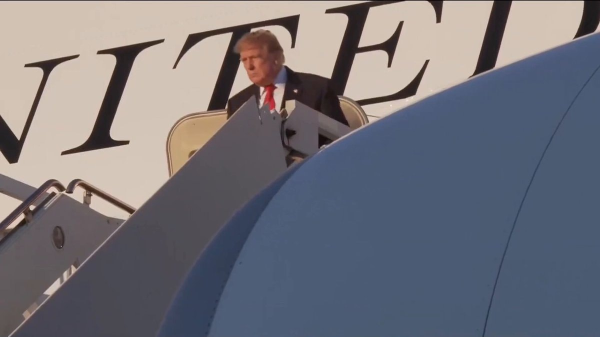 Trump Georgia rally after early Florida vote Trump Georgia rally after early Florida vote