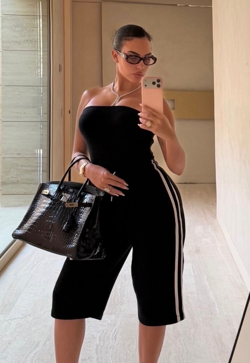 Georgina new outfit