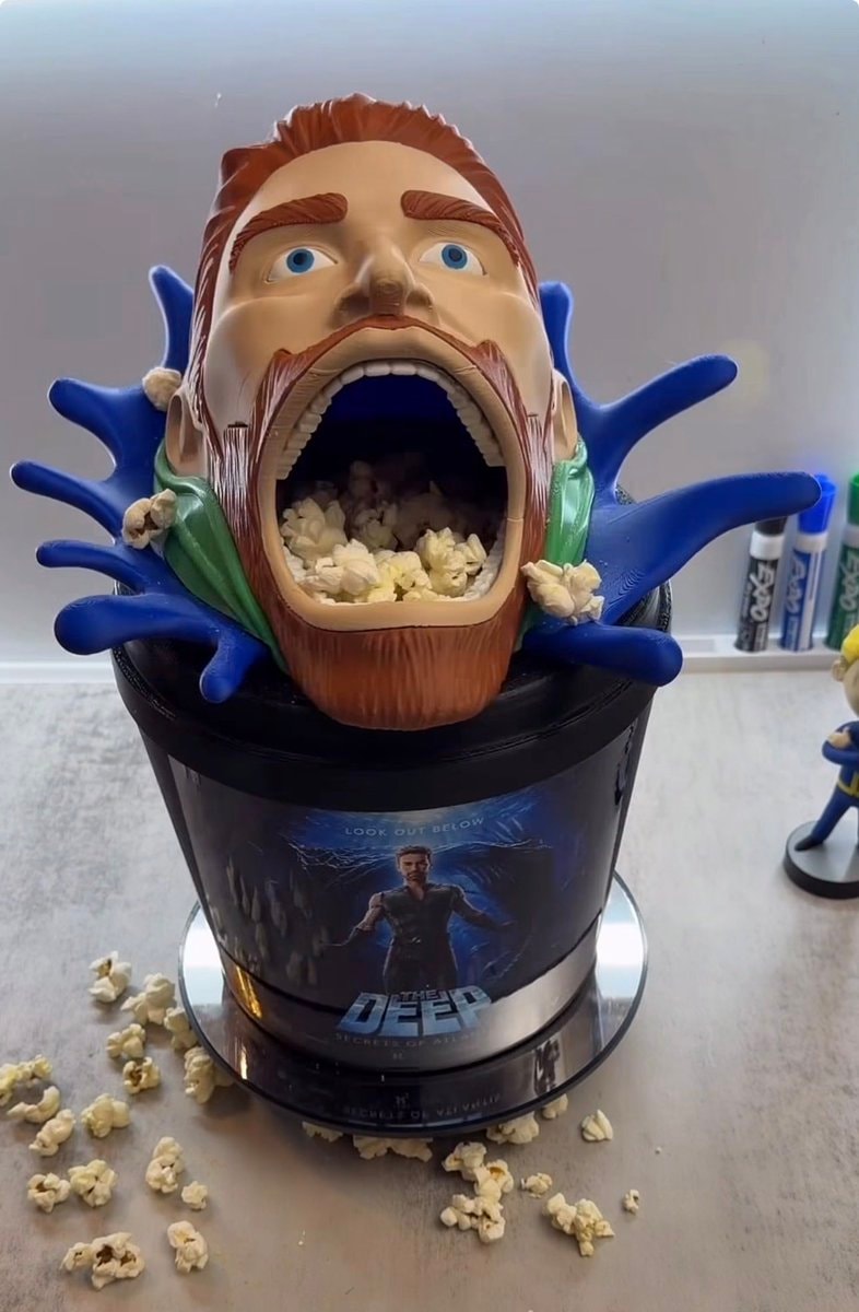 The Deep popcorn bucket cake (photo 2 of 2)