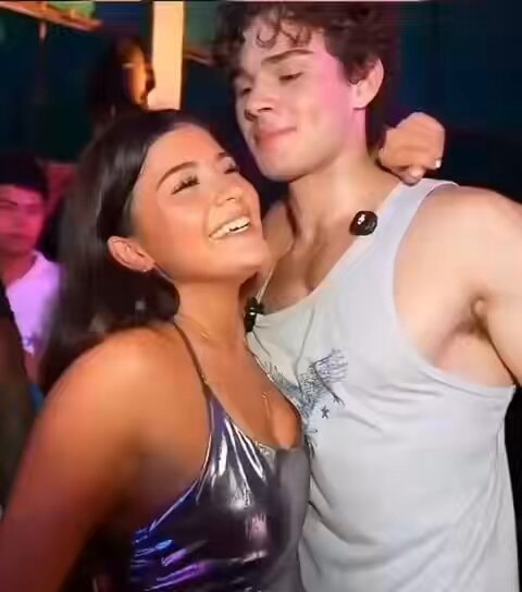 Clavicular streamer loses mind