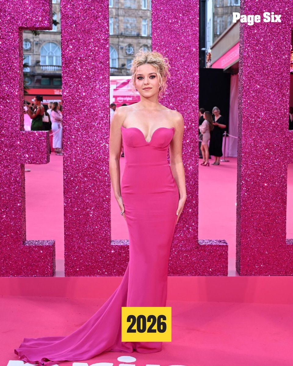 Reese Witherspoon pink Stella McCartney Met Gala 2014 (photo 2 of 2)