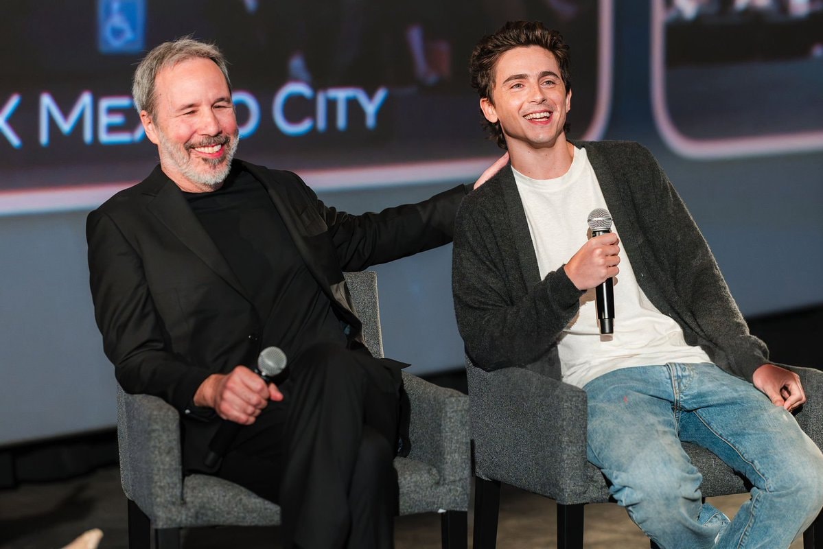 Timothée Chalamet Denis Villeneuve Mexico City (photo 1 of 2)