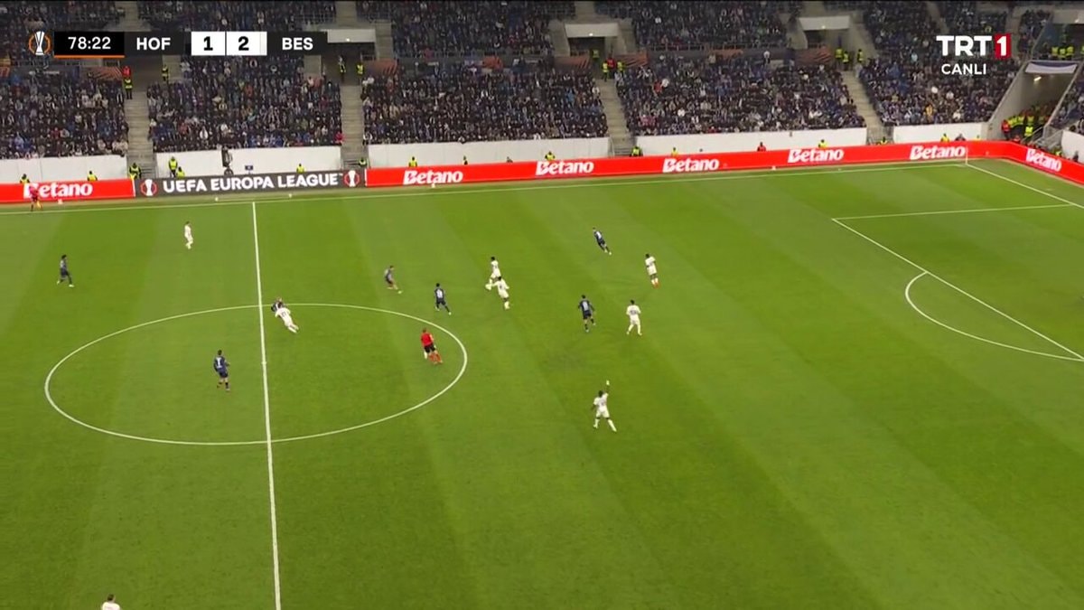 Live soccer match reactions