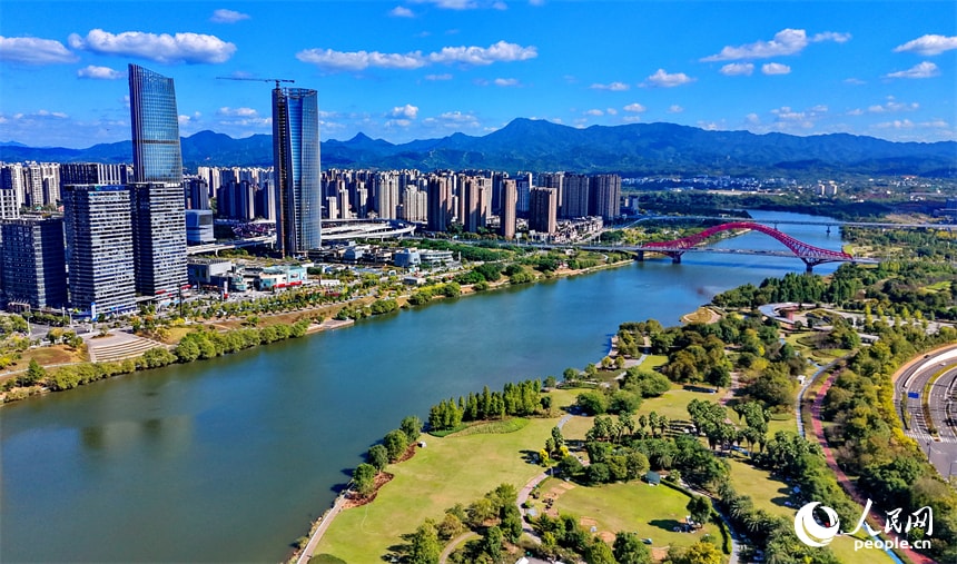 Zhangjiang River green space in Ganzhou (photo 2 of 4)