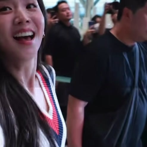 Jisoo cute moment