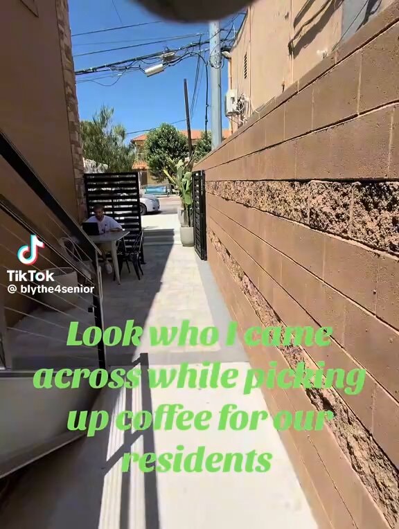 Justin Bieber coffee shop video call