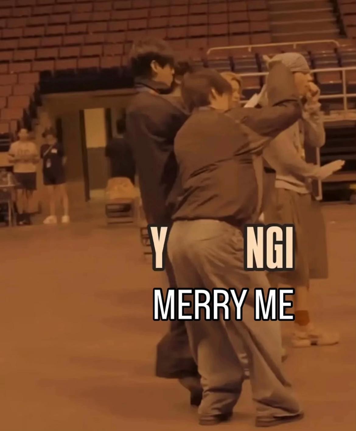 YNGI MERRY ME BTS