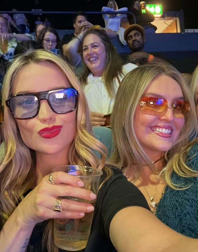Laura Whitmore and Perrie Edwards 🔥🔥