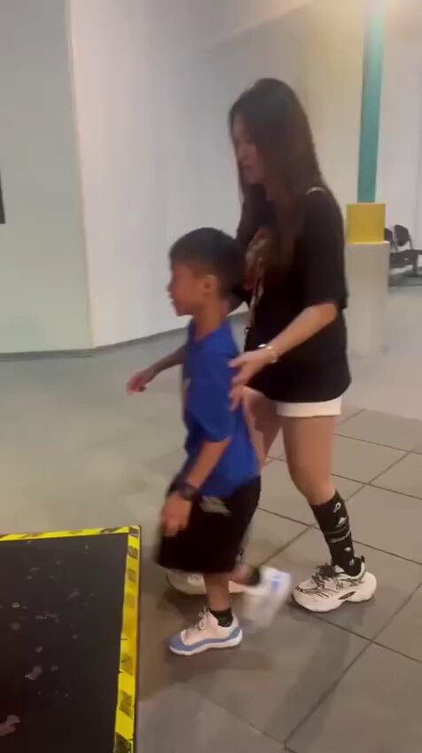 Lamo moment