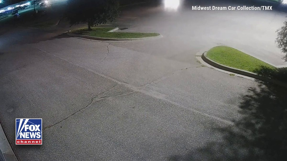 Midwest Dream Car Collection crash