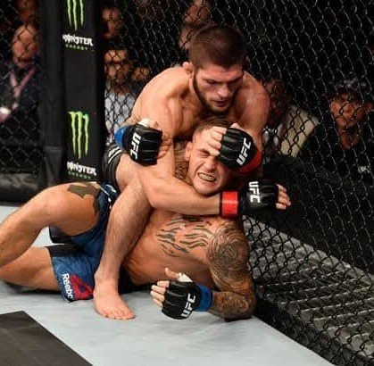 Messi or Khabib (photo 2 of 2)
