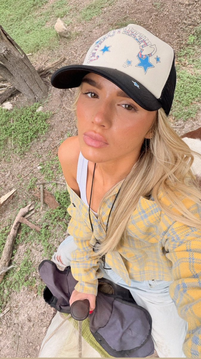 Kaci Jay on horseback