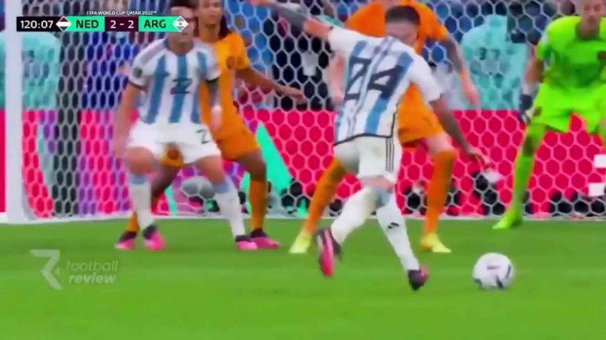Argentina player never gives up