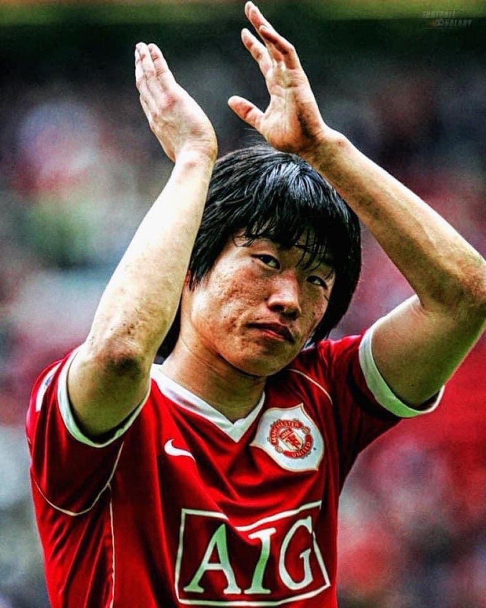 Wayne Rooney on Ji-sung Park