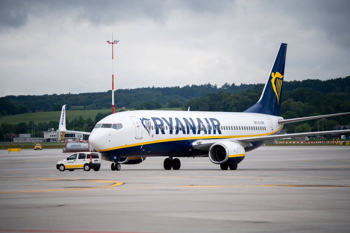 Ryanair drops child seating fee (photo 1 of 2)