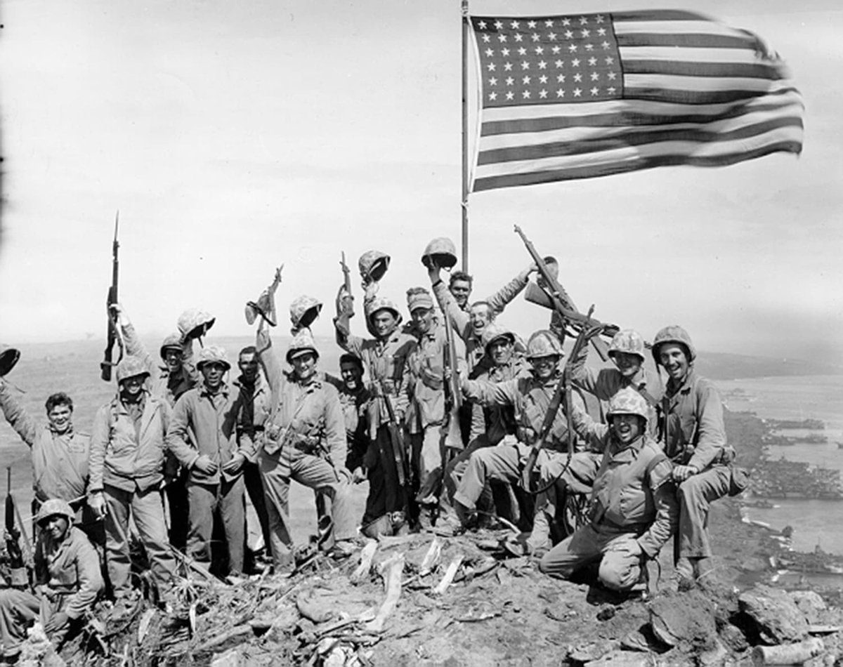 Iwo Jima flag raising 1945 (photo 2 of 2) Iwo Jima flag raising 1945 (photo 2 of 2)