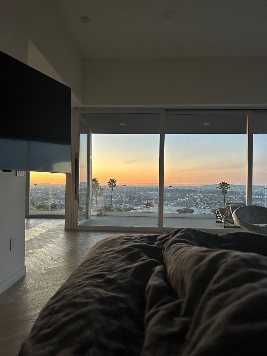 Dream apartment city sunset view