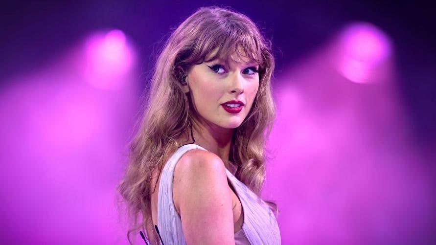 Taylor Swift Billboard Hot 100 #3 ranking