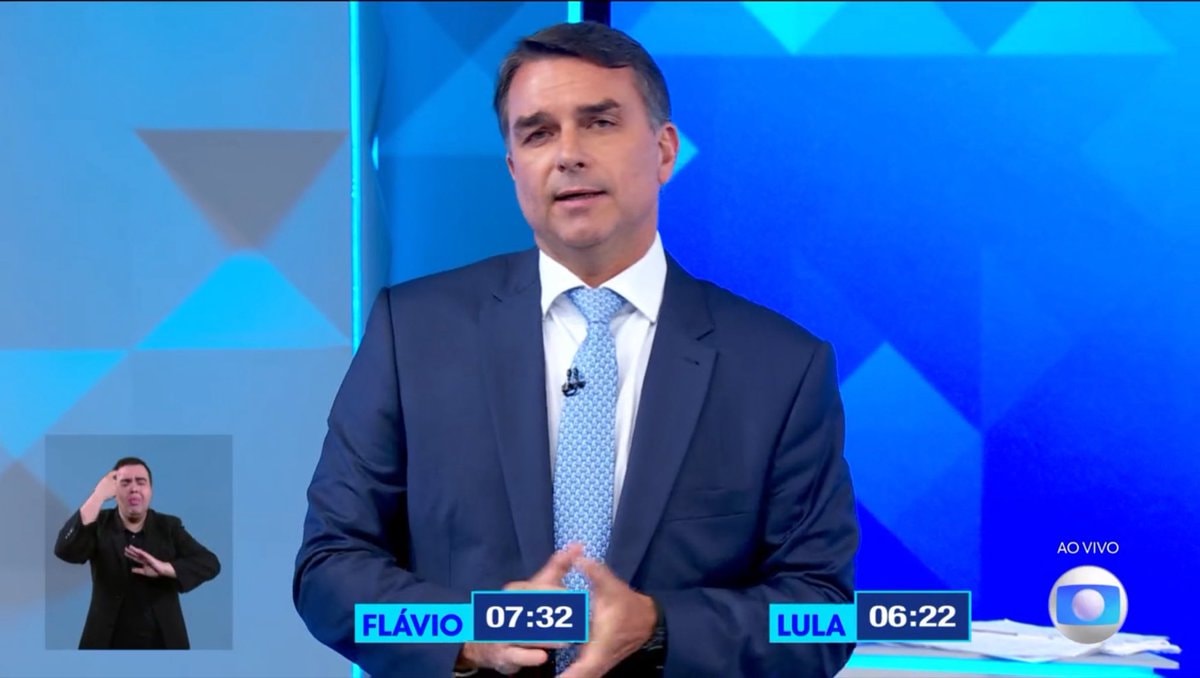 Flávio Bolsonaro on Richarlison and his agent