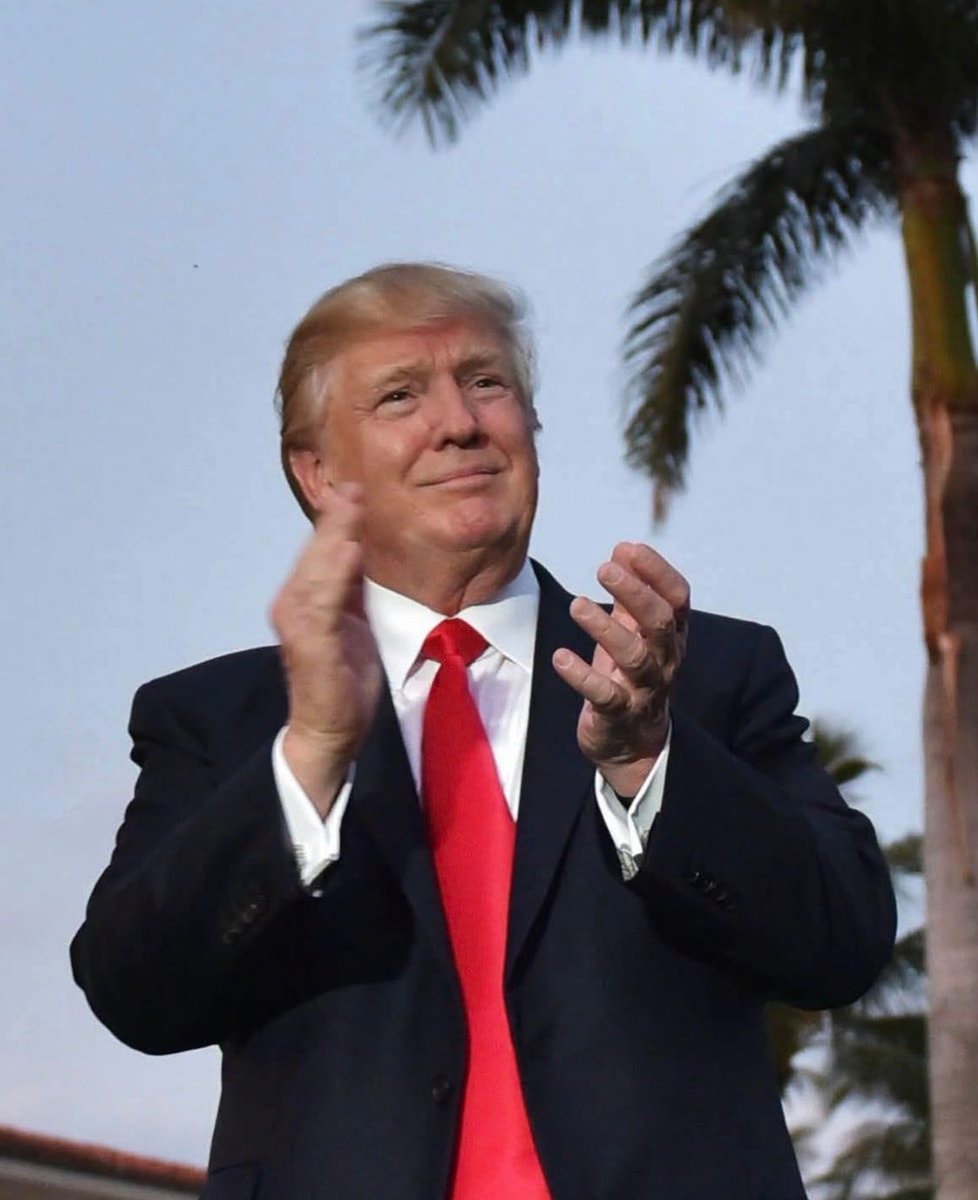 Trump Palm Beach golf club presidential residence plan