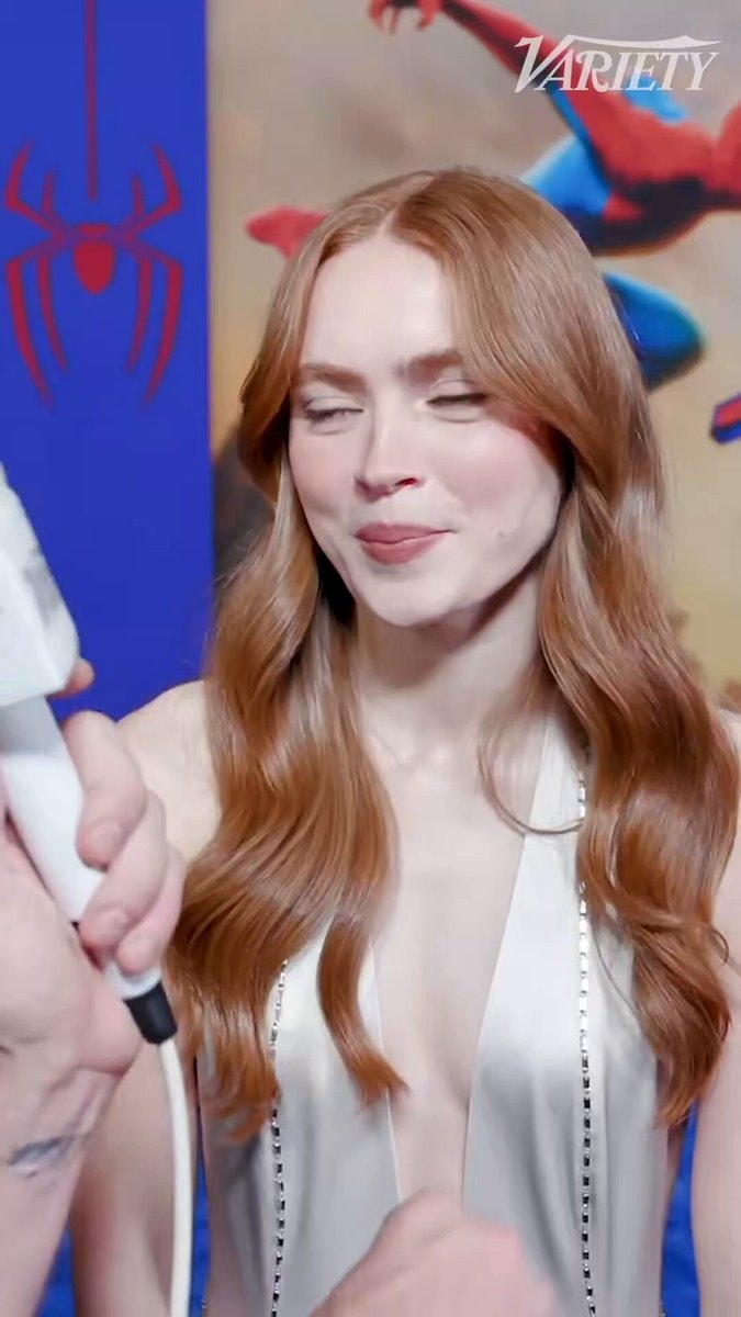 Sadie Sink red carpet interview