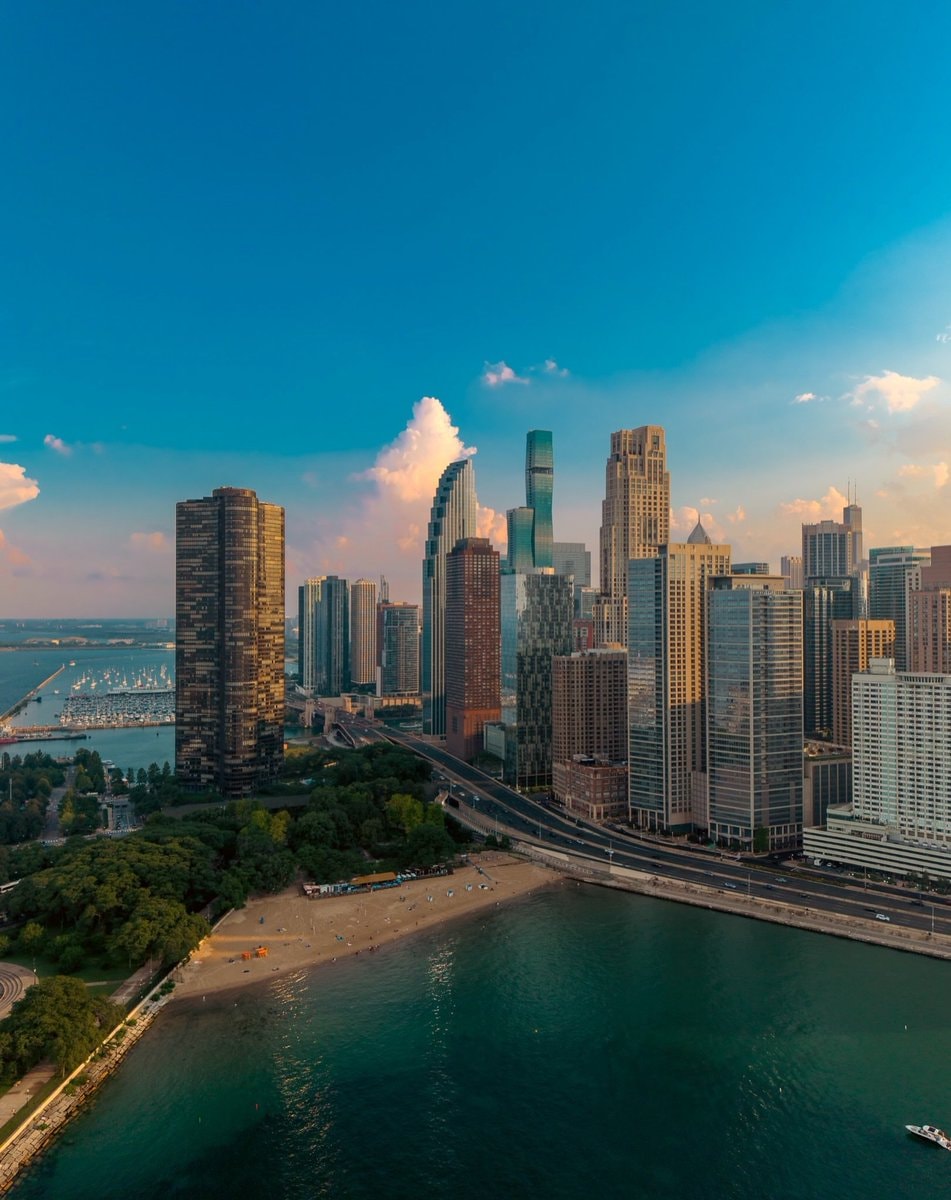 Chicago Illinois (photo 2 of 4)
