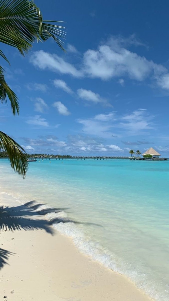 Relaxing Maldives beach