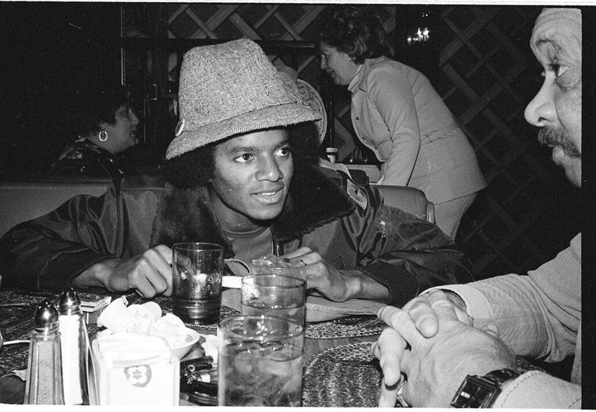 Michael Jackson 1970 dinner party