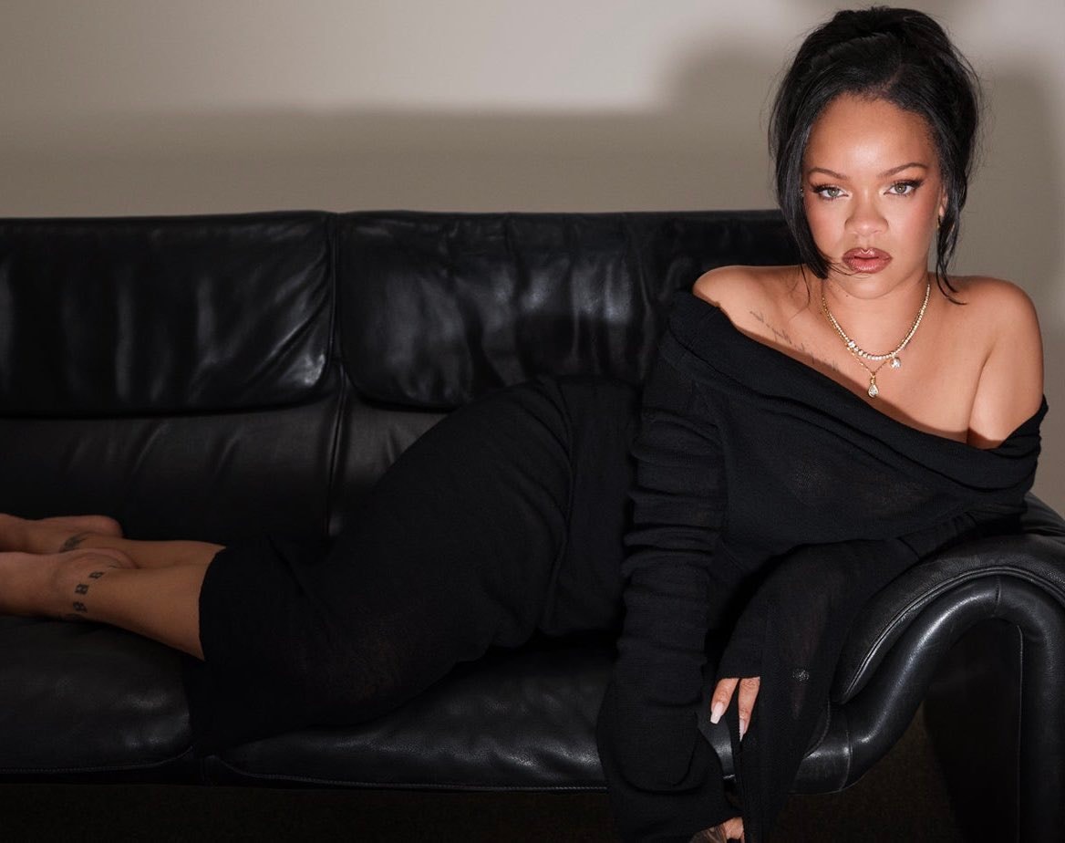 Rihanna for Fenty Beauty (photo 2 of 2)