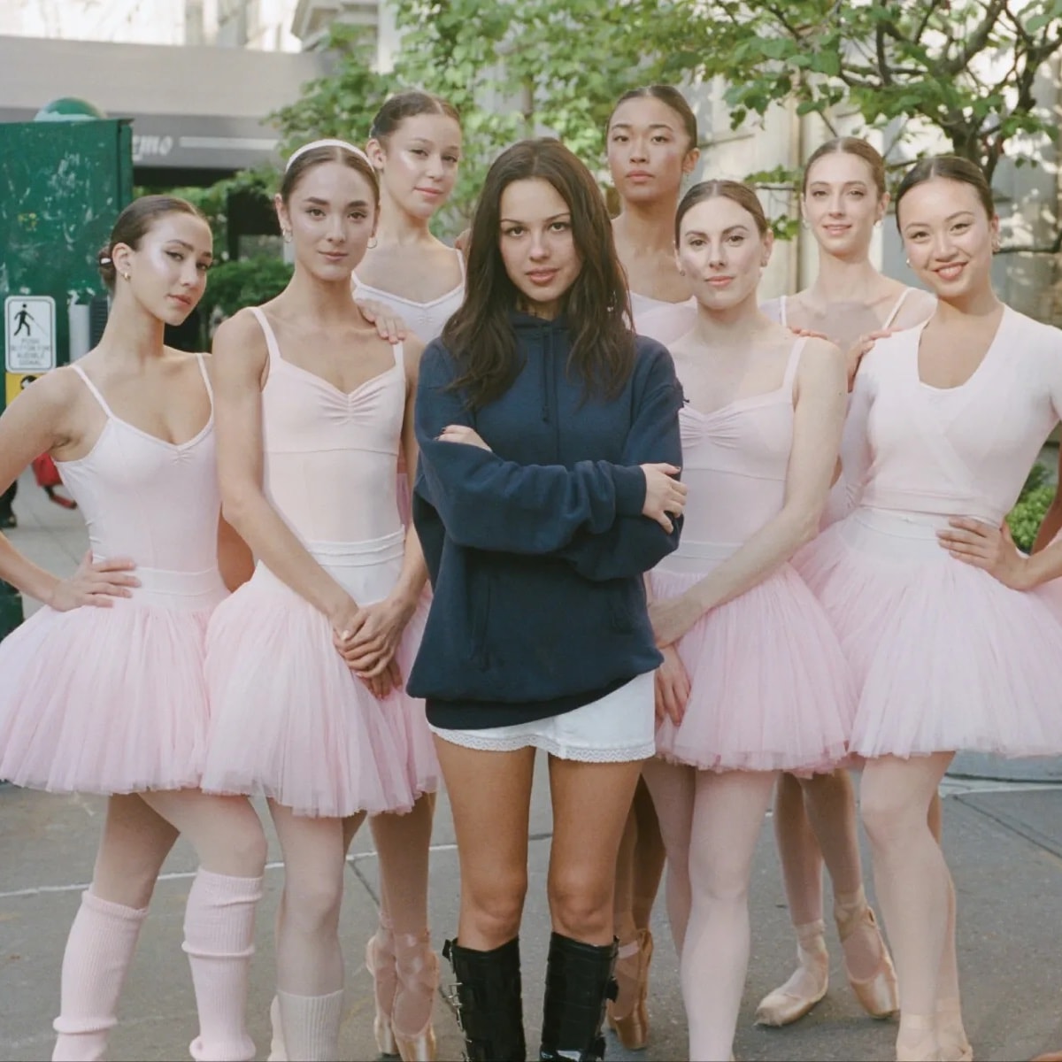 Olivia Rodrigo stupid song Hot 100 (photo 2 of 2)