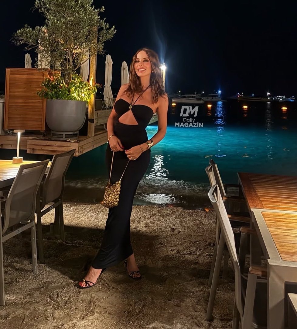 Hande Sarıoğlu Bodrum style (photo 2 of 2)