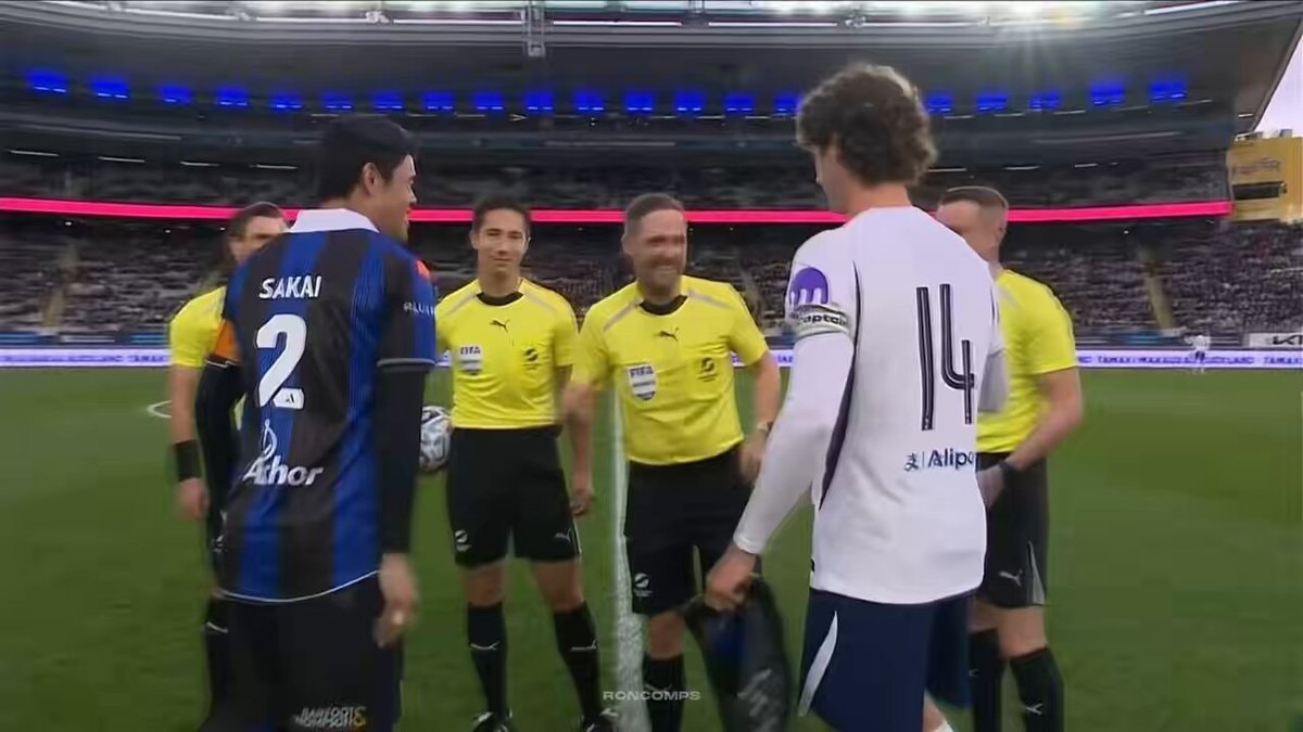 Archie Gray vs Auckland FC