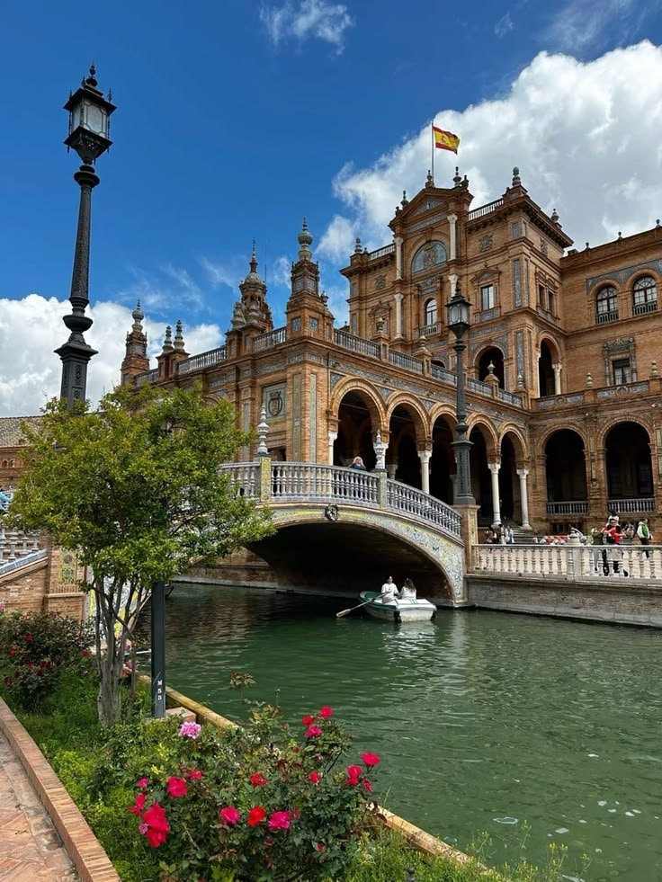 Spain post (photo 4 of 4)