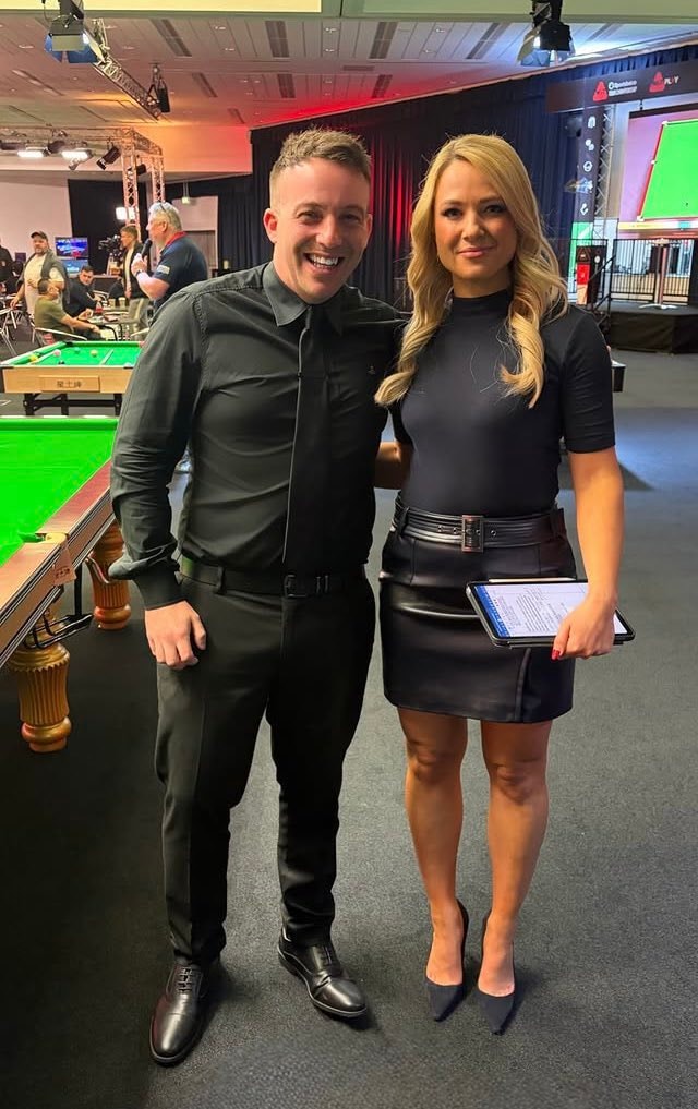 Katie Shanahan snooker table look (photo 4 of 4)