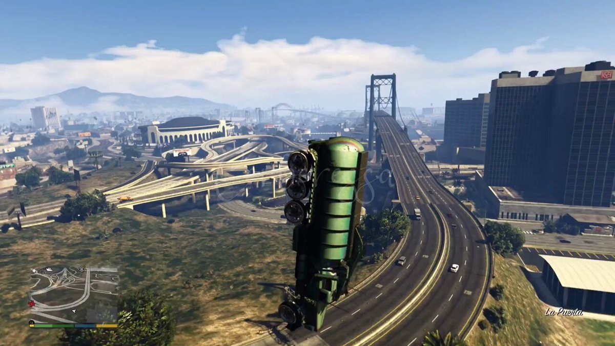 Flappy Bird in GTA 5 👀