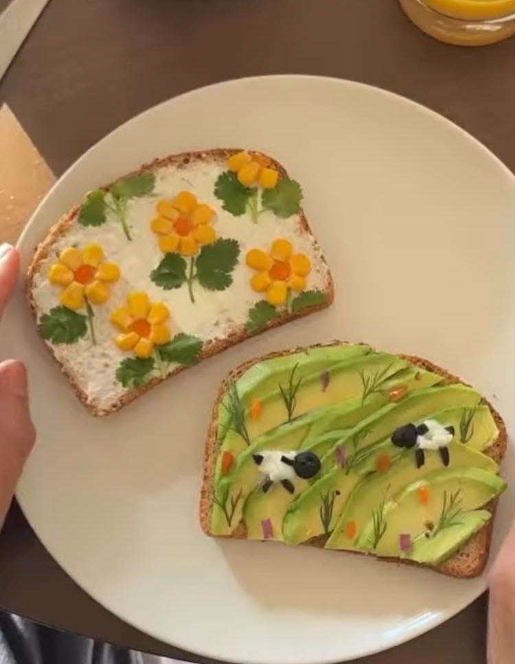lilyavibe breakfast flower eggs toast (photo 2 of 2)