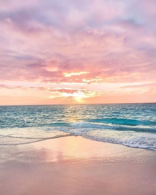 Pastel beach sunset (photo 2 of 2)