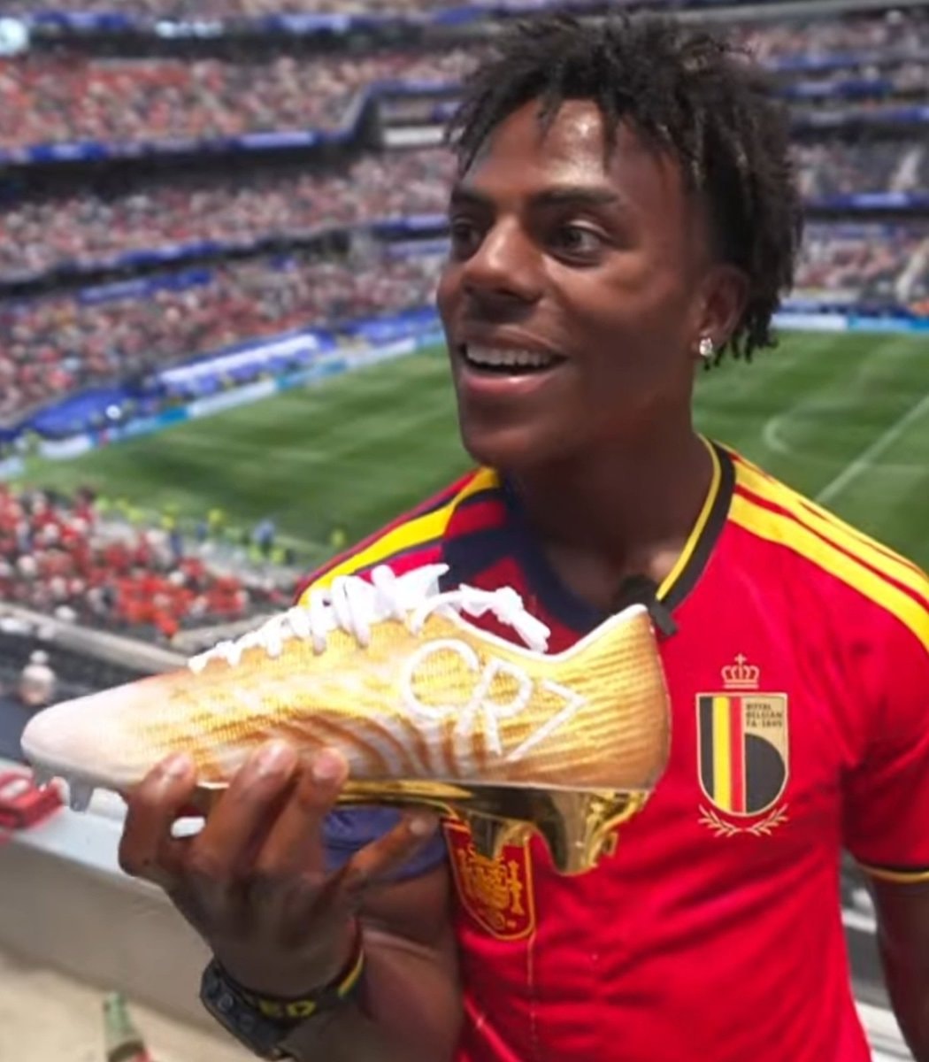 Cristiano Ronaldo golden cleats IShowSpeed