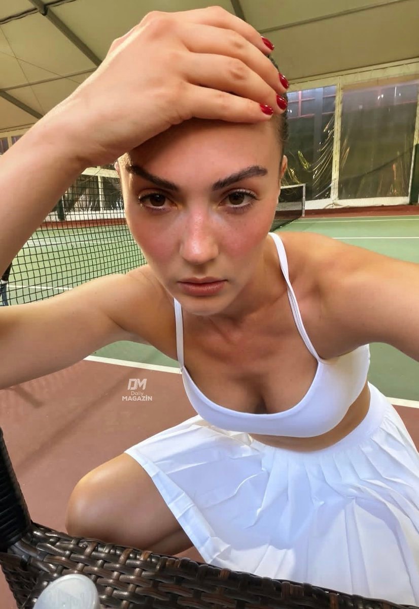 Burcu Özberk moment frames