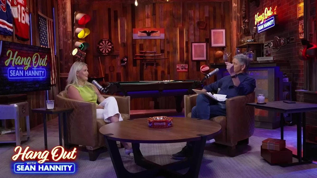 Karoline Leavitt Sean Hannity interview
