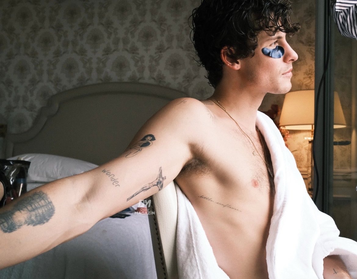 Shawn Mendes Vogue x Gucci shoot (photo 1 of 2)