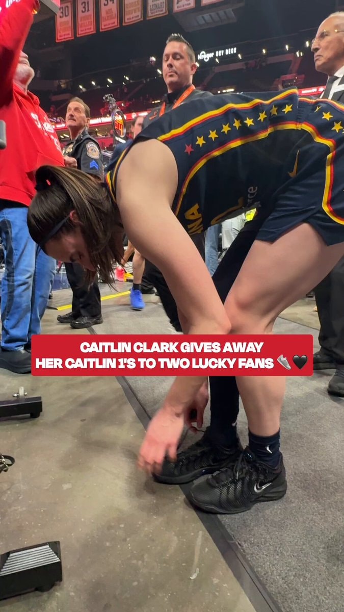 Caitlin Clark gives away Caitlin 1s Caitlin Clark gives away Caitlin 1s