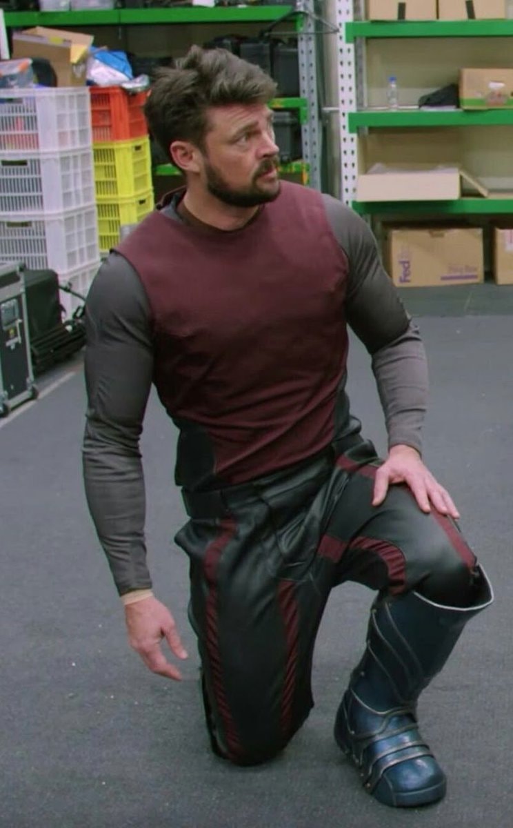 Karl Urban Thor Ragnarok (photo 2 of 2)