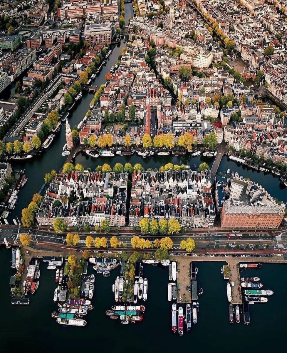 Aerial view of Amsterdam canals (photo 2 of 2)